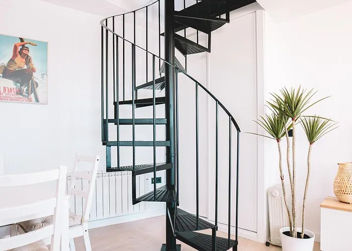 Atico Duplex En Monte Gorbea Апартаменти